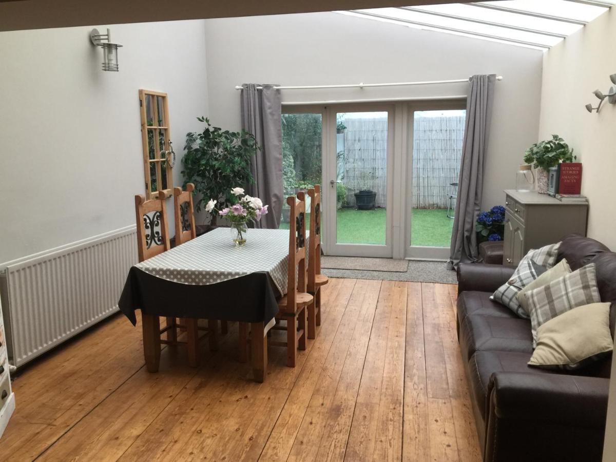 Large 2-Bed House Derbyshire Off Chatsworth Rd Chesterfield Extérieur photo